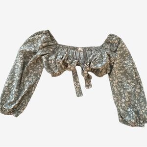 Floral Puff Sleeve Crop Top